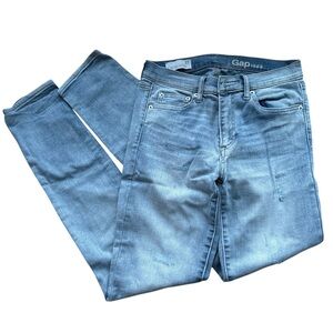 GAP 1969 Distressed Slim Fit light blue Jeans casual demin everyday - Size 27